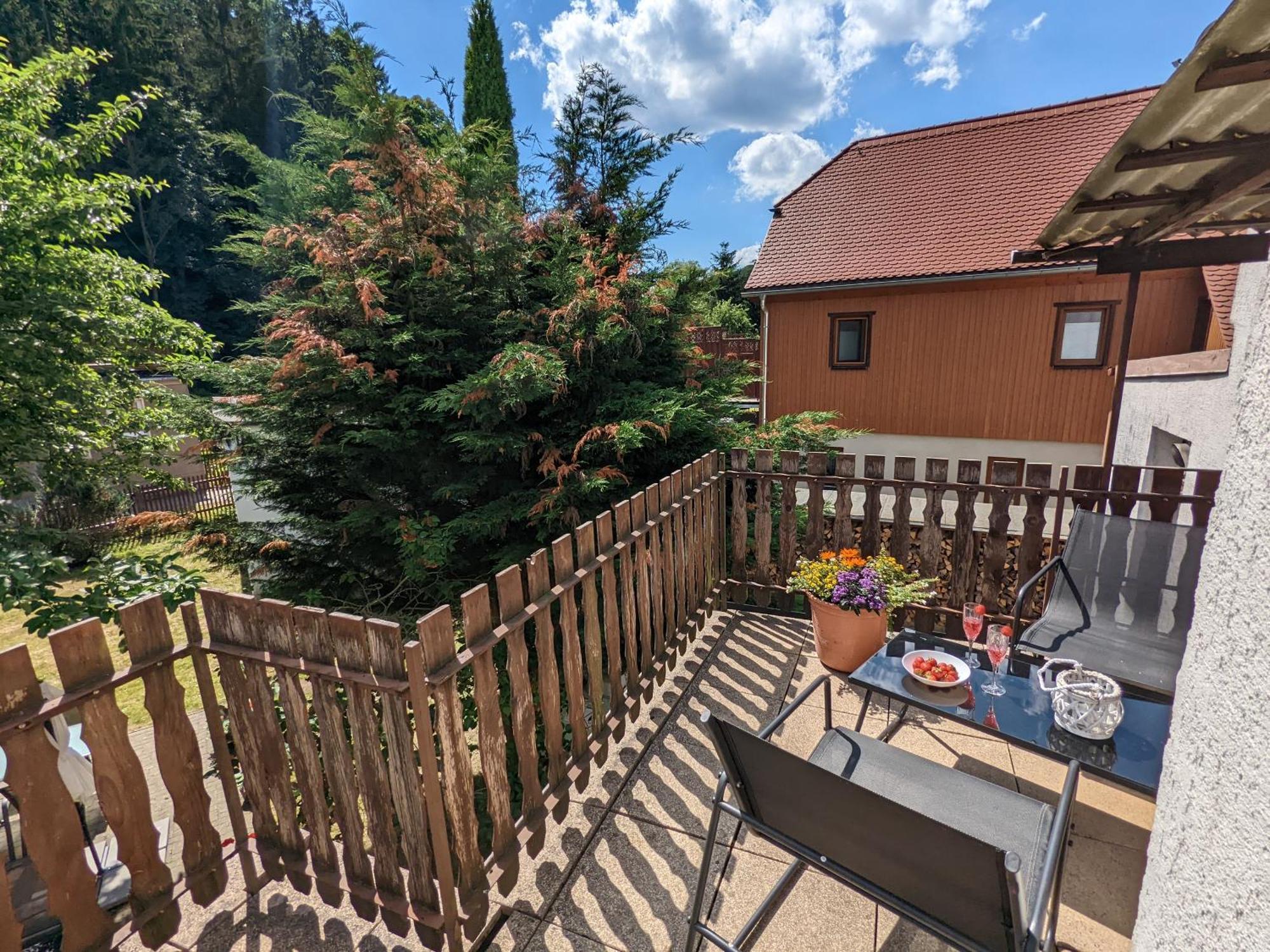 H1 - Urlaubsmagie - Pool & Terrasse Zum Entspannen Sebnitz Dış mekan fotoğraf