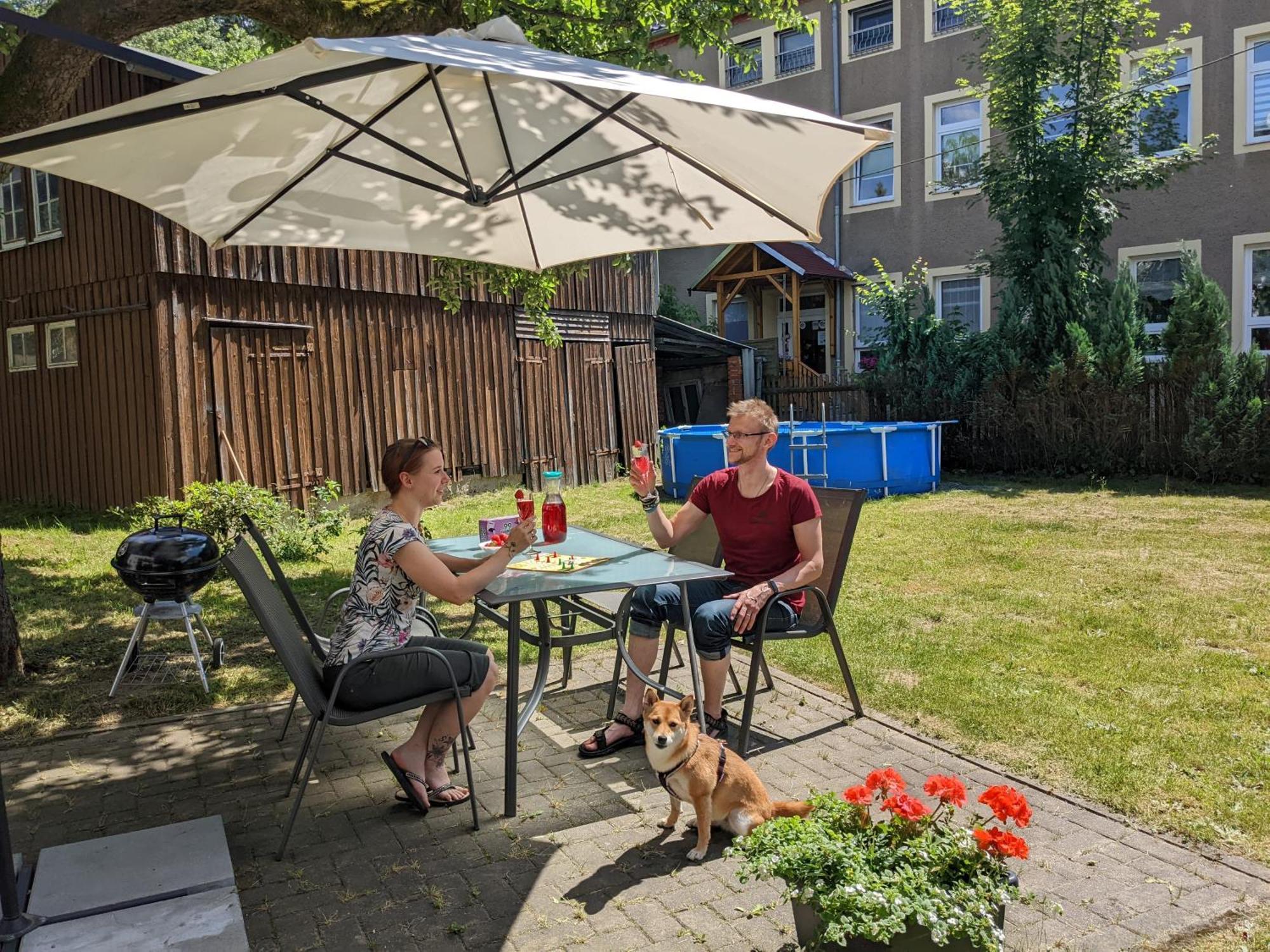 H1 - Urlaubsmagie - Pool & Terrasse Zum Entspannen Sebnitz Dış mekan fotoğraf